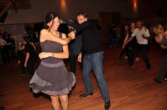 min 2011 12 04 station danse 093